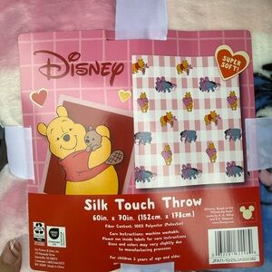 New! Winnie the Pooh Valentines 💘 Disney Silk Touch Throw Blanket